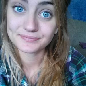 Meet your Posher, Caitlyn